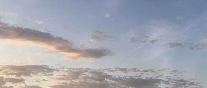 css3淡淡的雾气飞过动画特效 - 觅资源